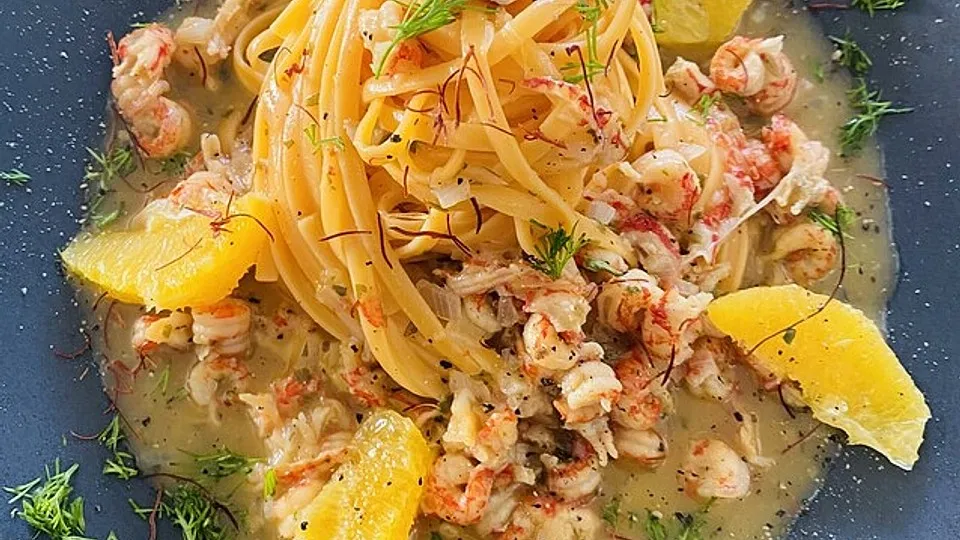 Flusskrebse in Orangenbutter-Sauce