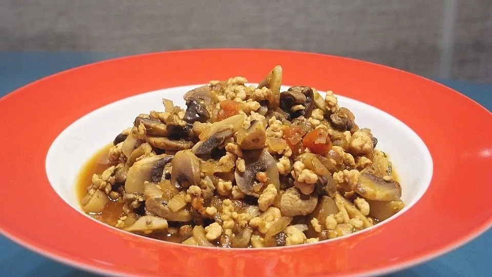 Urmelis würziges Putenhack-Pilz-Pfännchen