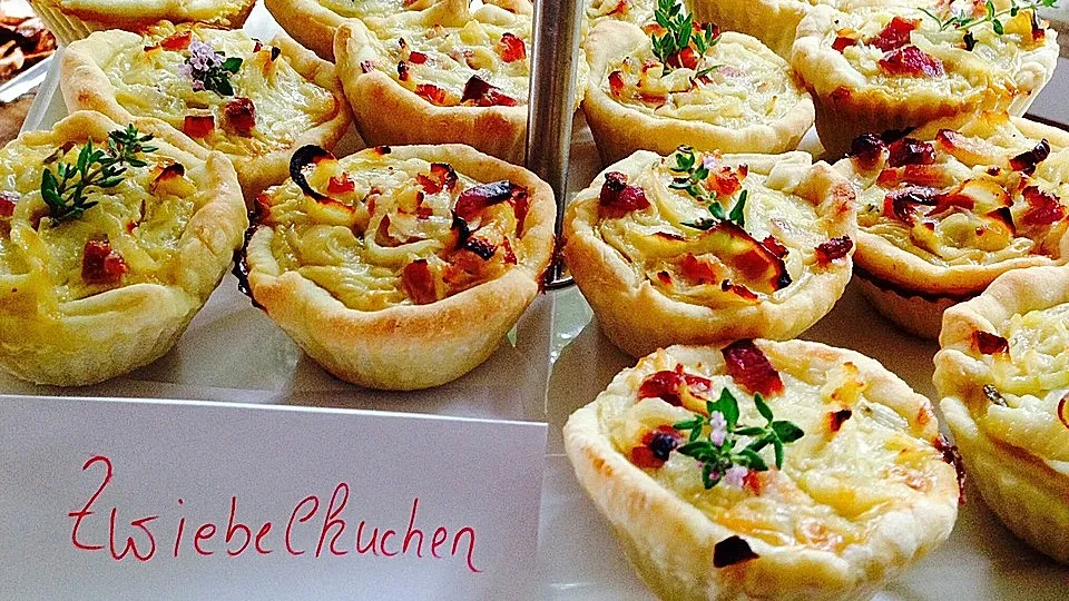 Zwiebelkuchen in der Muffinform