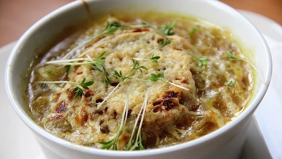 Zwiebelsuppe