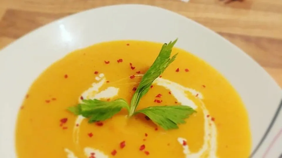 Karotten-Kartoffel-Cremesuppe