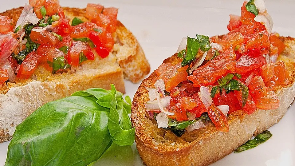 Bruschetta mit Tomaten und Knoblauch – italienisches Original